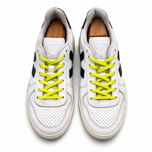 Veja White Leather Sneakers with Neon Laces – Casual Streetwear Shoes (Pre-owned)