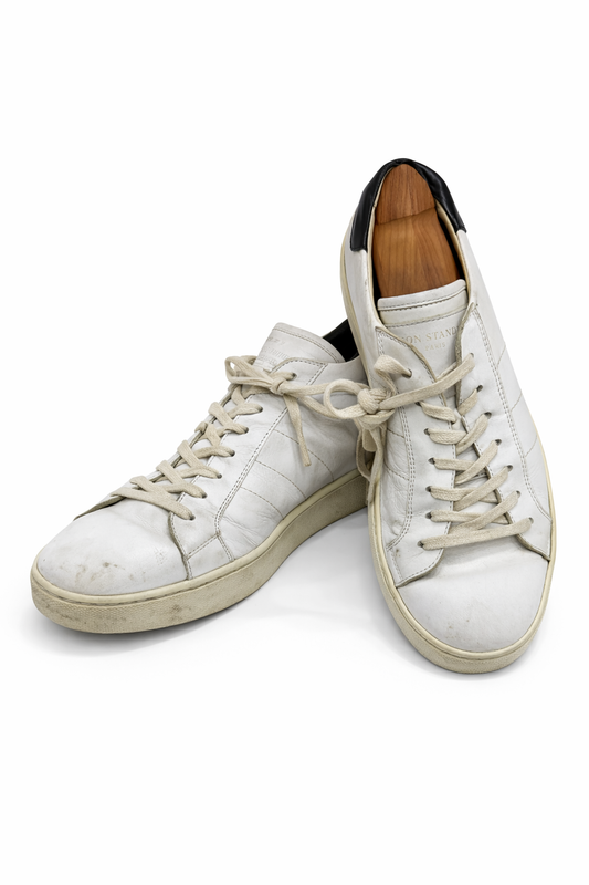 Maison Standards White Leather Sneakers – Classic Minimalist Style (Pre-Owned)