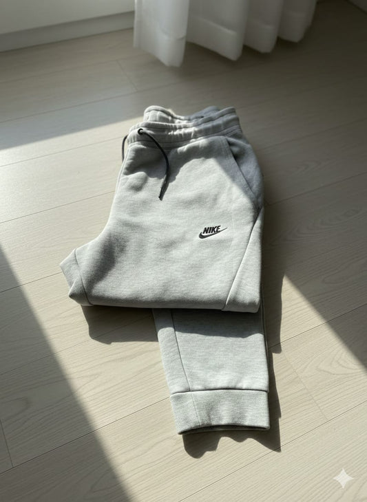 Nike Vintage Grey Sweatpants – Original | Slim Fit | Men’s