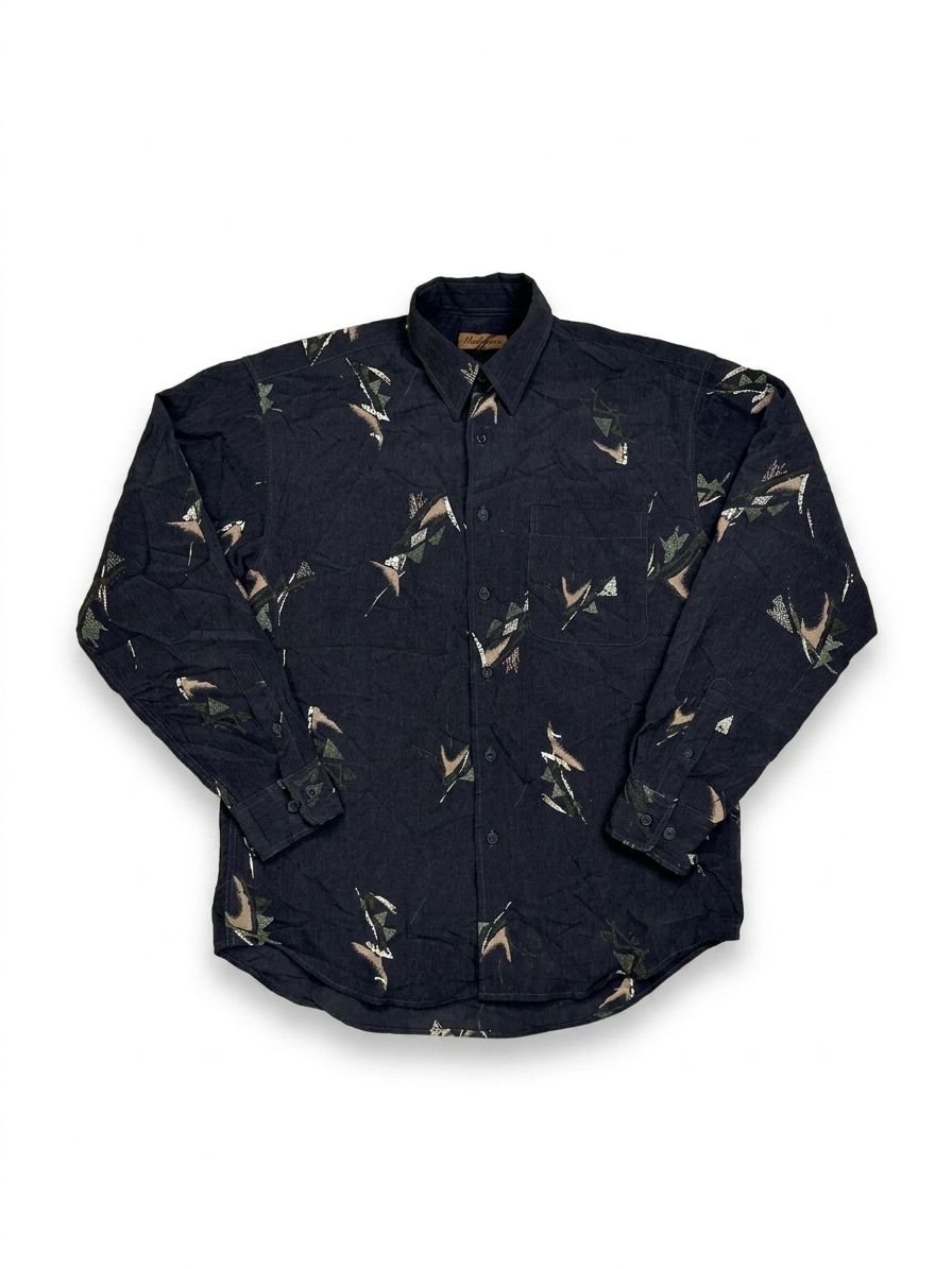 Grade A Modango Vintage 90s Men's Abstract Geometric Shirt – Used Long Sleeve Button-Down Casual Shirt (Size M)